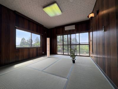 2階からの眺めも凄く良いです！エアコン設置済みです。