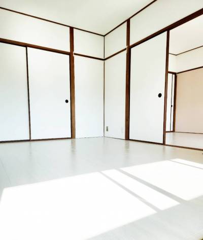 南向きの洋室♪お好みの空間にアレンジしてみて⭐