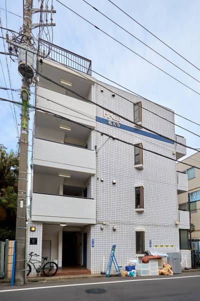 閑静な住宅街の中にあります