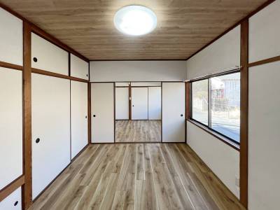 リフォームしたばかりの1階洋間！