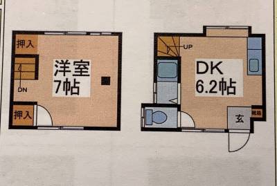 コンパクトな間取り。
2階の左上の押入が注目ポイント。