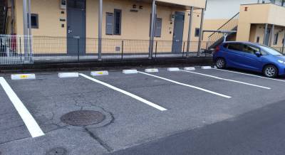 駐車場　徒歩2分の場所にあります