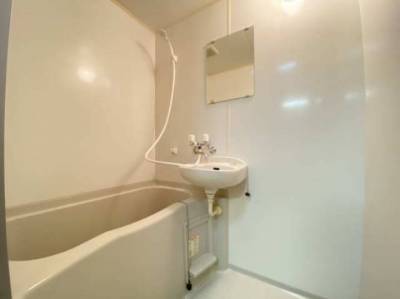 バス　トイレともちろん別☆