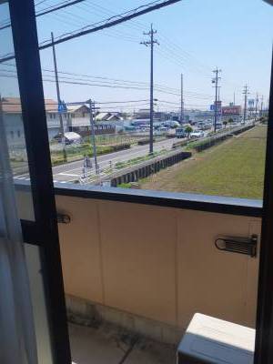 田畑が広がり、閑静な住宅地です☆
