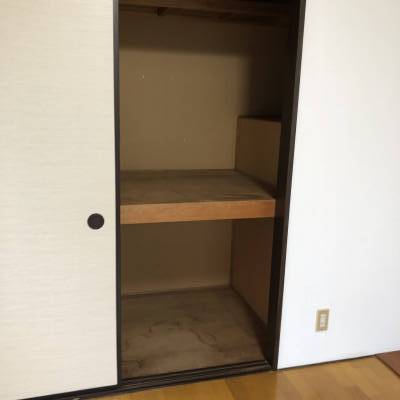 ２階洋室の収納です。