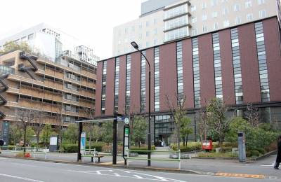 国際福祉大学三田病院、徒歩17分