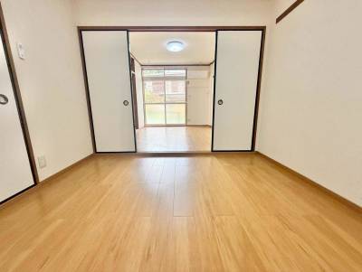 日当たりの良い広々した室内で気持ちよく過ごせます！