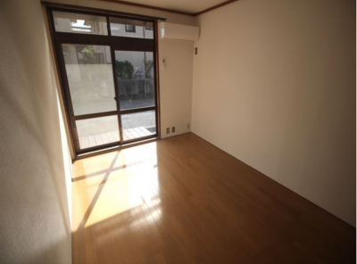 エアコン付きです。