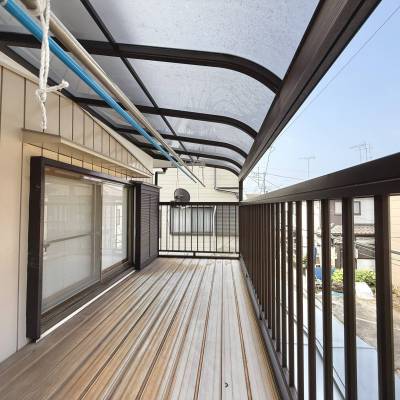 ベランダ１　日当たり良好で洗濯物がよく乾きます
