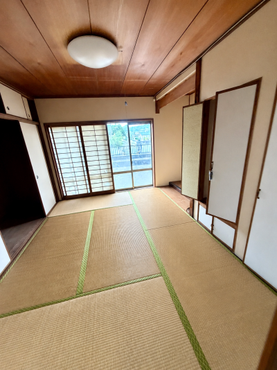 落ち着いて過ごせるゆったり和室