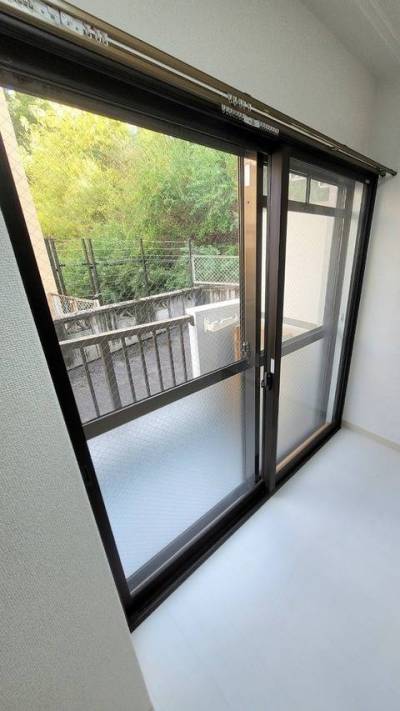 二重サッシと大自然の風景。