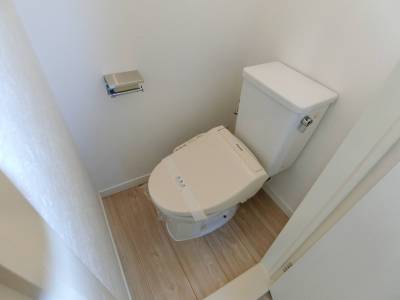 オシュレット機能付きトイレ