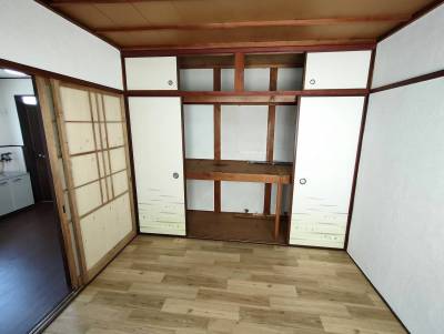 大きな押入