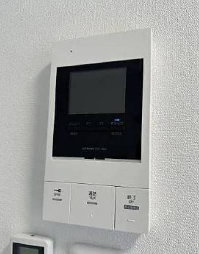 TVモニターフォン付きです。一人暮らしでも安心ですね。