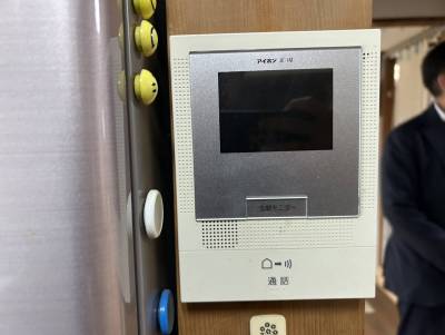 インターホン