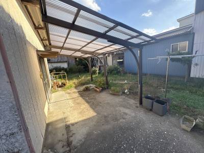 屋根付きカーポート１