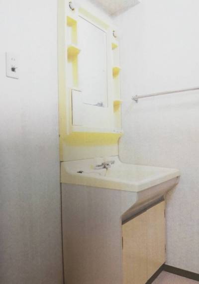 洗面所に独立洗面台♪