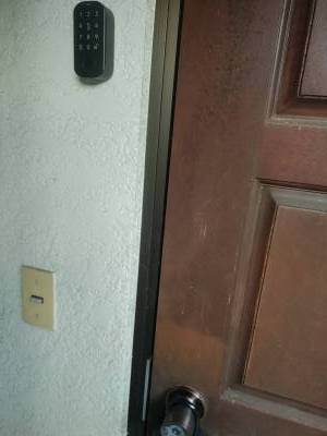 鍵の開け閉め、スマホタッチや指紋、暗証番号などでできます！