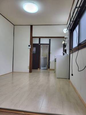 全て洋室。LEDシーリングライト付き。