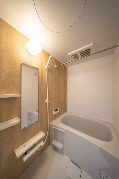 雨の日も洗濯安心♪省エネ最新浴室乾燥機を完備