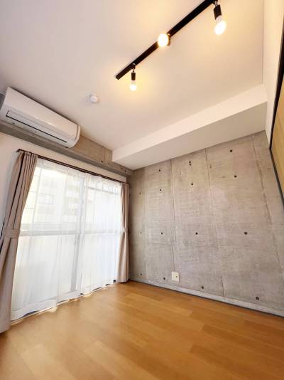 使い勝手の良いすっきりとした居住空間。