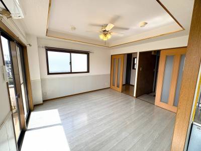 2面採光の明るい部屋