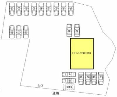駐車場も多数あります！2台駐車も可能です！