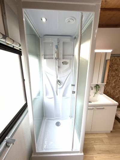 新品シャワールーム