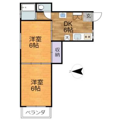 手前の洋室は2面採光で日当たり良好です。エアコン2台付。