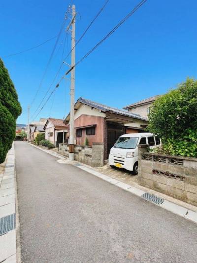 駐車場軽1台無料　閑静な住宅街