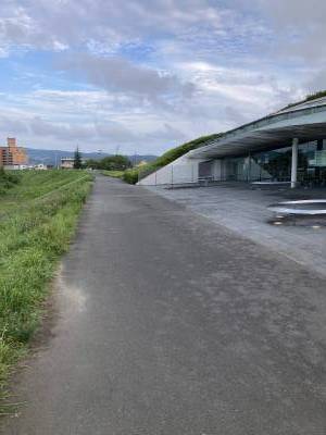 運河交流館前遊歩道
