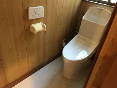 2階トイレ　ウオッシュレット付交換