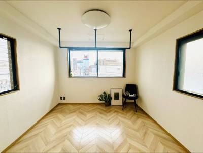 天井吊り下げﾊﾟｲﾌﾟで部屋干しも◎