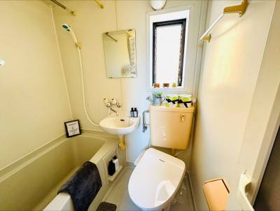 窓つきで喚起のしやすいユニットバス