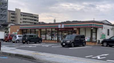 コンビニ徒歩3分