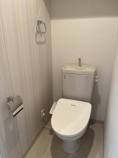 温水洗浄便座新設しました