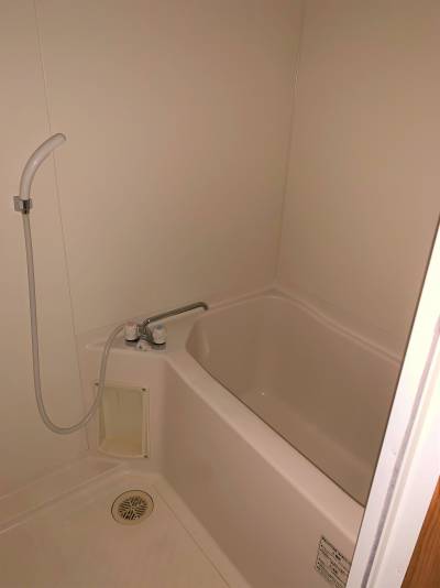 浴室も大きめです