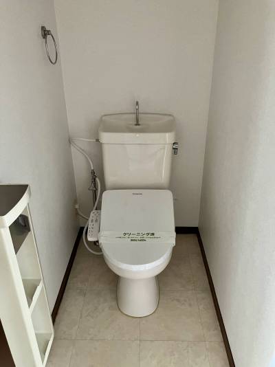 新品のウォシュレット付けました。