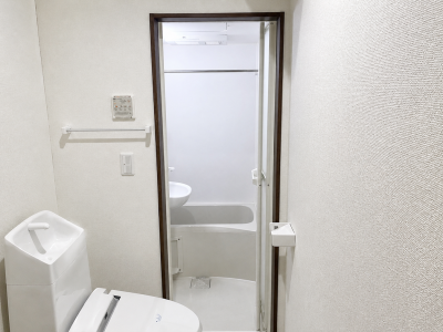 温水洗浄便座付きで快適です