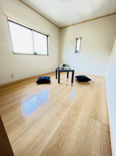 2階南側洋室2面彩光で陽当たり良いです