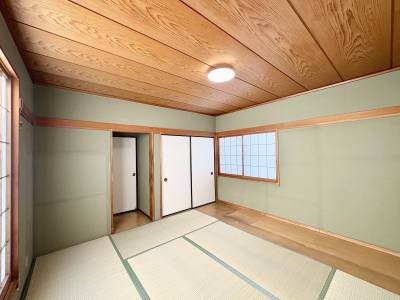 ３階和室／８畳間