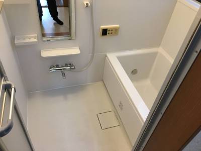 新品のユニットバス