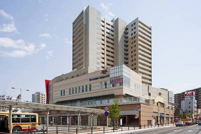 ラクアル・オダサガまで徒歩12分。ここで完結しちゃいます。