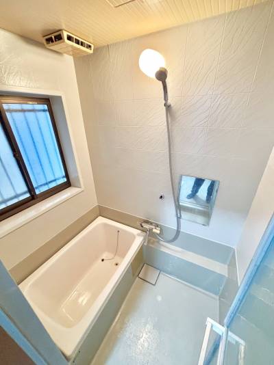 浴室
温水混合栓