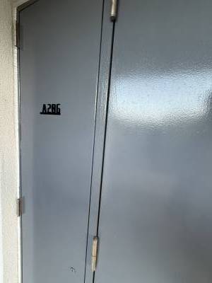 重厚感のあるオシャレな玄関