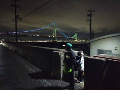 近くの道路から　夜の橋も綺麗です