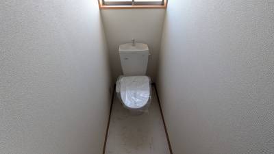 温水洗浄機能付便座。