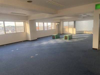 このガラスプロックコーナーがとても良い雰囲気。工夫して下さい