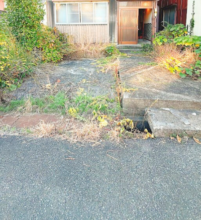 前面に車を停められます