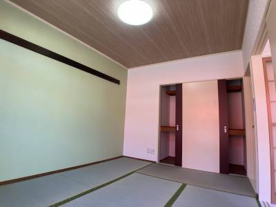 畳表替え済み。い草の匂いはホットしますね。